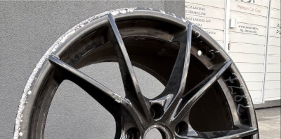 Felga przed renowacją 2